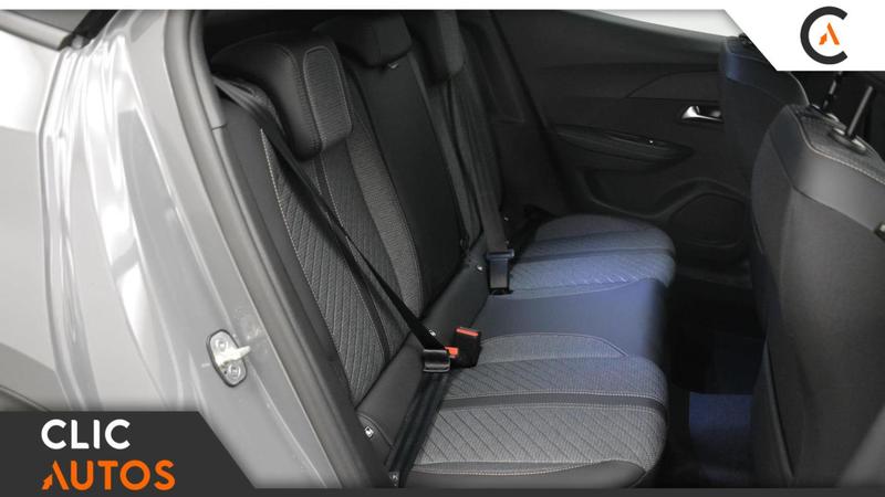 Peugeot 2008 II Ph.2 Allure Hybrid 145 e-Dsc6