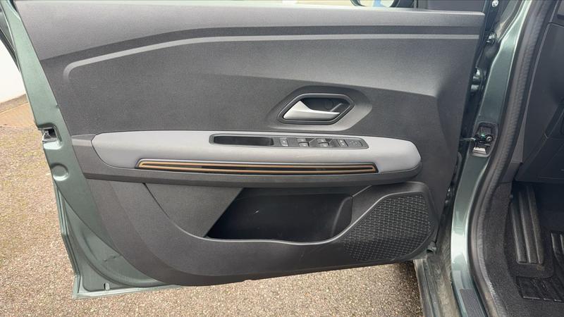 Dacia Jogger 1.6 Hybrid 140 Bva6 Extreme 7pl