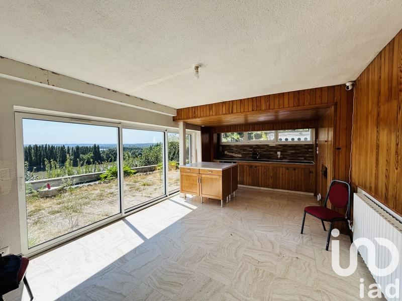 Maison - 214 m² - 9 pièces