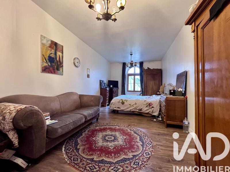 Maison de village - 250 m² - 7 pièces