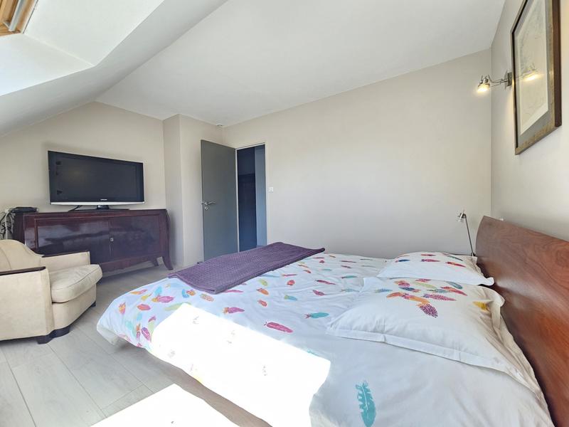 Maison - 187 m² - 7 pièces