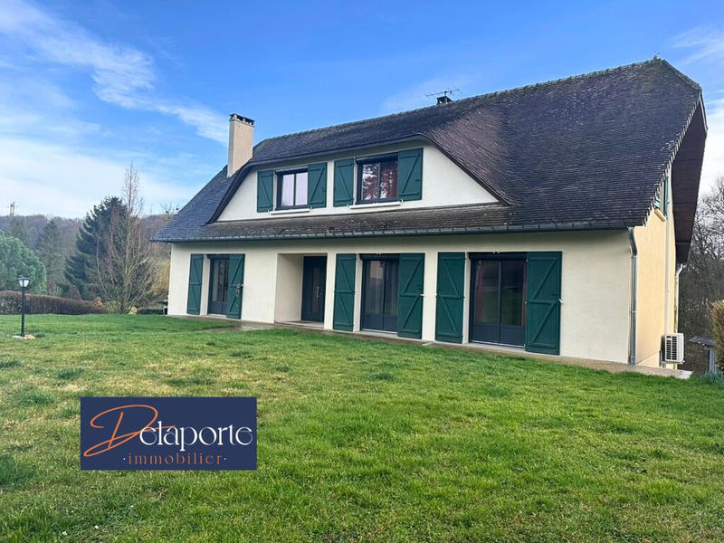 Maison - 202 m² - 8 pièces