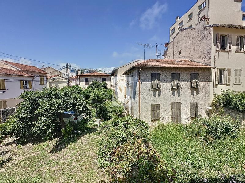 Maison - 199 m² - 7 pièces