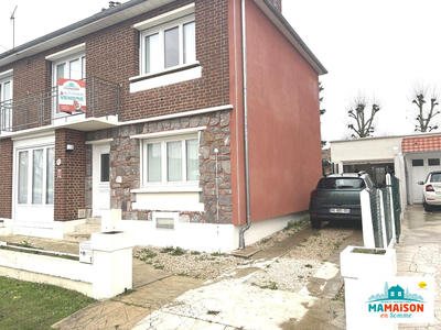 Maison - 90 m² - 4 pièces