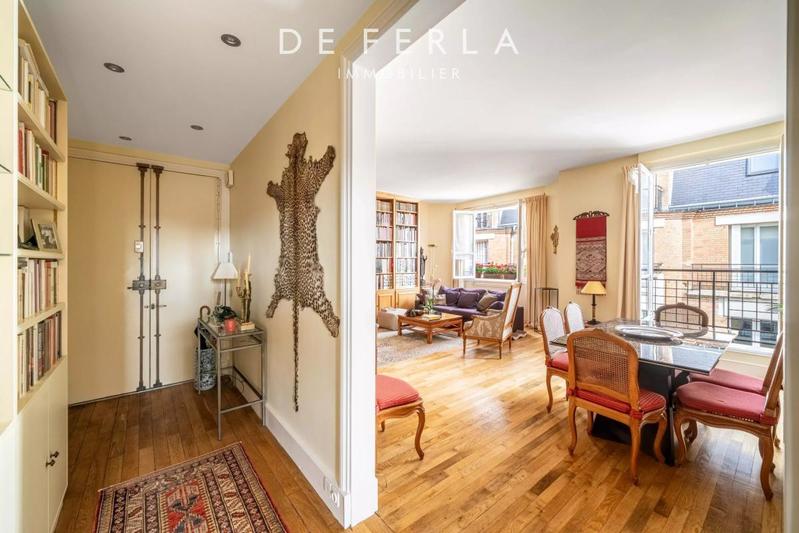 Appartement - 120 m² - 6 pièces