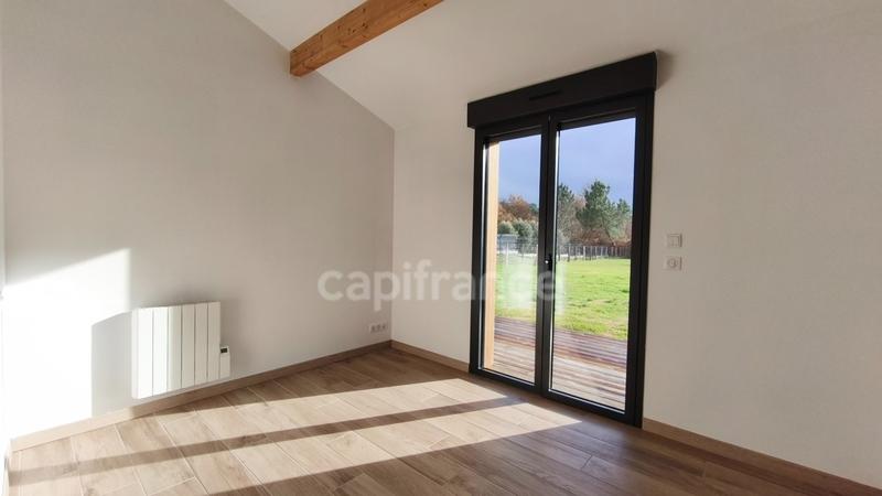 Maison - 100 m² - 4 pièces