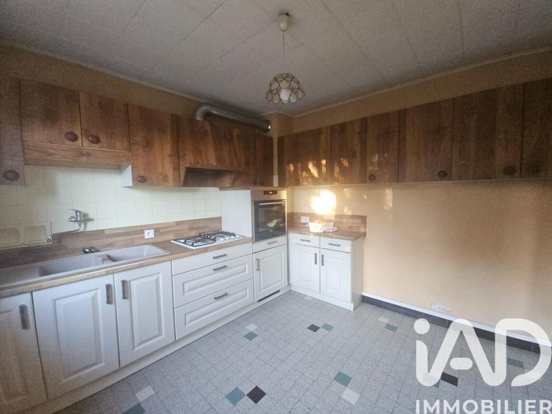 Maison - 79 m² - 5 pièces