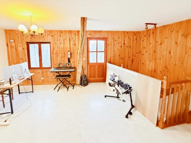 Maison - 188 m² - 8 pièces