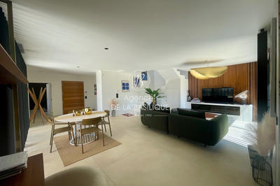 Maison - 114 m² - 4 pièces