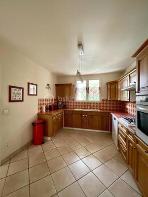 Maison - 160 m² - 7 pièces