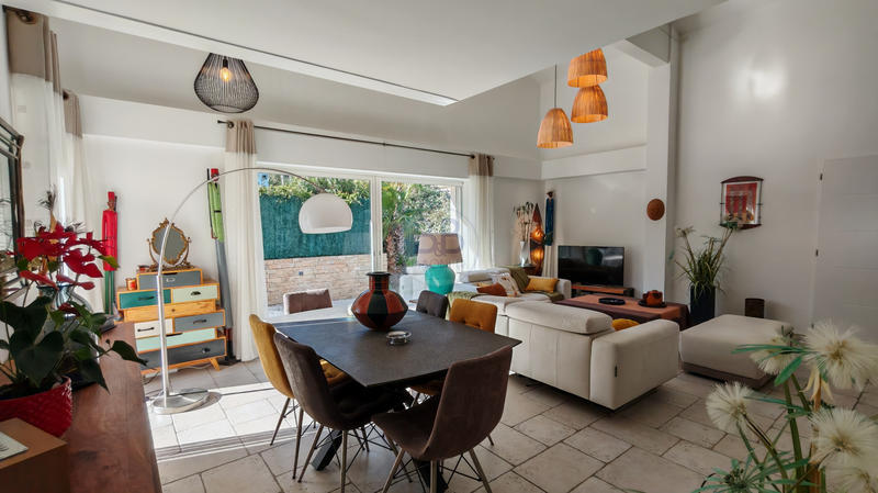 Villa - 153 m² - 5 pièces