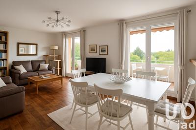 Appartement - 95 m² - 5 pièces