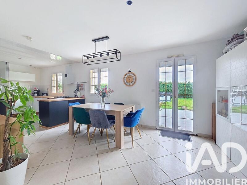 Maison - 100 m² - 4 pièces