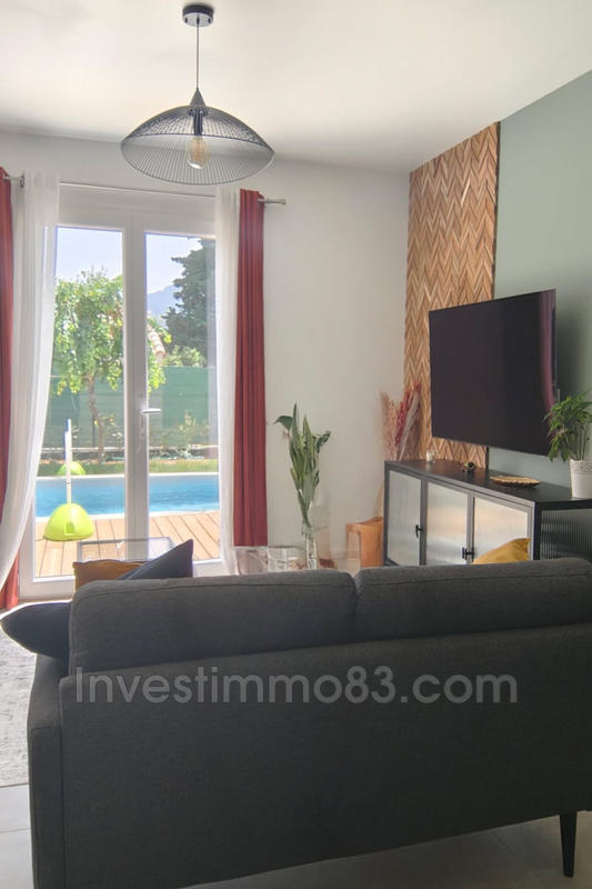 Maison - 120 m² - 5 pièces