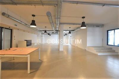 Bureau - 216 m²