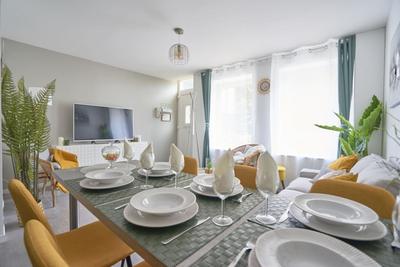 Maison - 96 m² - 6 pièces