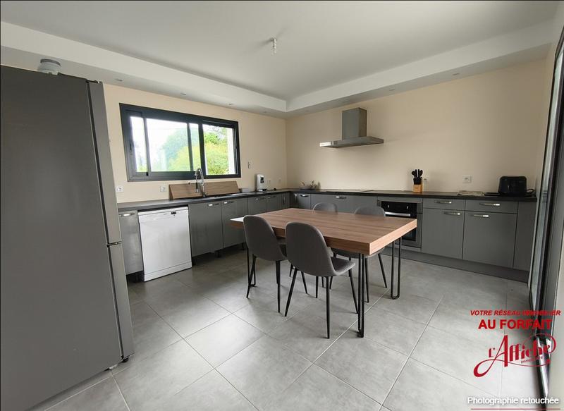 Maison - 140 m² - 5 pièces