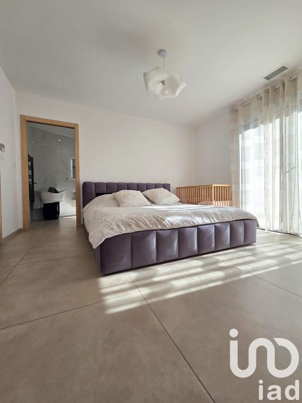 Maison de maîtres - 228 m² - 7 pièces