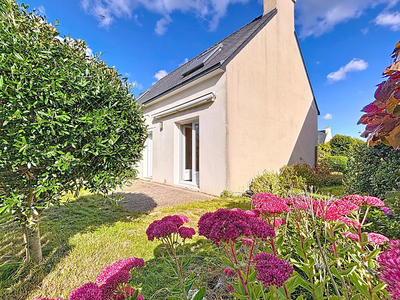 Maison - 93 m² - 5 pièces