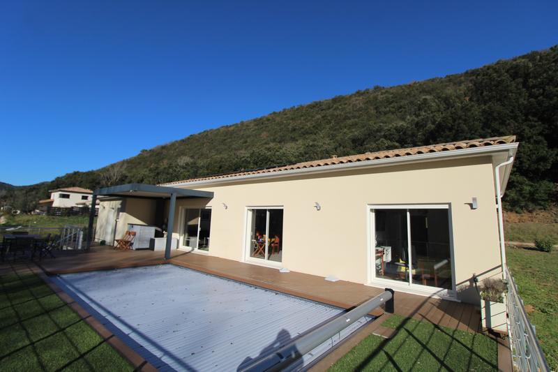 Villa - 120 m² - 6 pièces