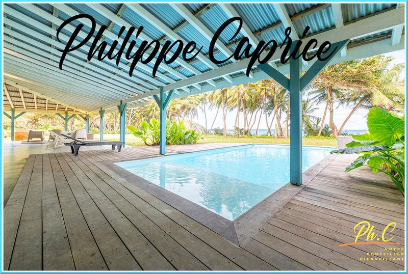 Maison - 327 m² - 7 pièces