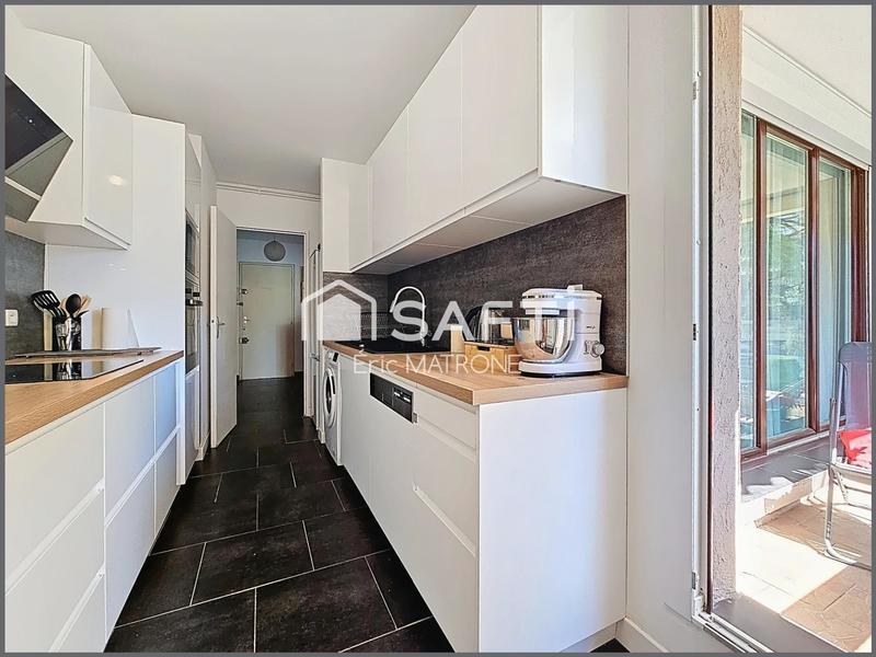 Appartement - 80 m² - 4 pièces