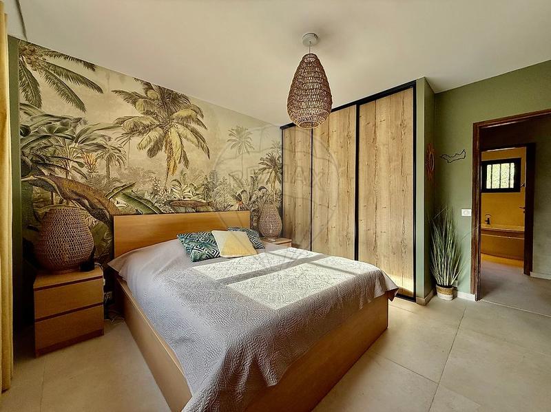 Propriété - 164 m² - 5 pièces