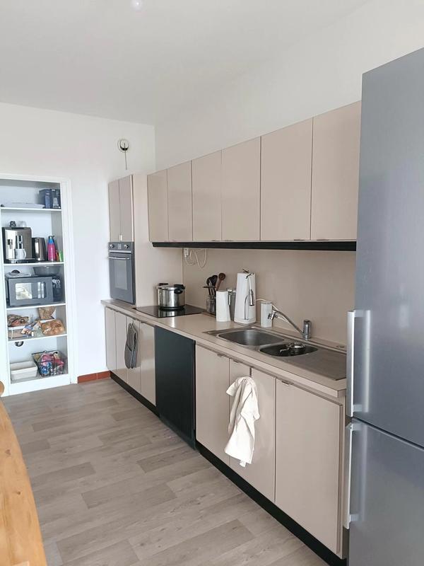 Appartement - 99 m² - 4 pièces