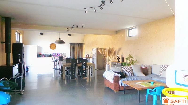 Maison - 211 m² - 6 pièces