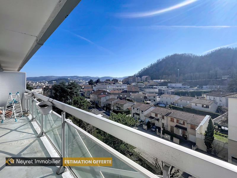 Appartement - 77 m² - 4 pièces