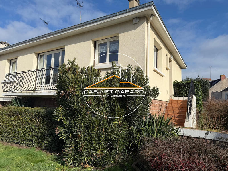 Maison traditionnelle - 91 m² - 4 pièces