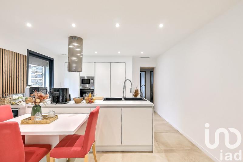 Maison - 139 m² - 5 pièces