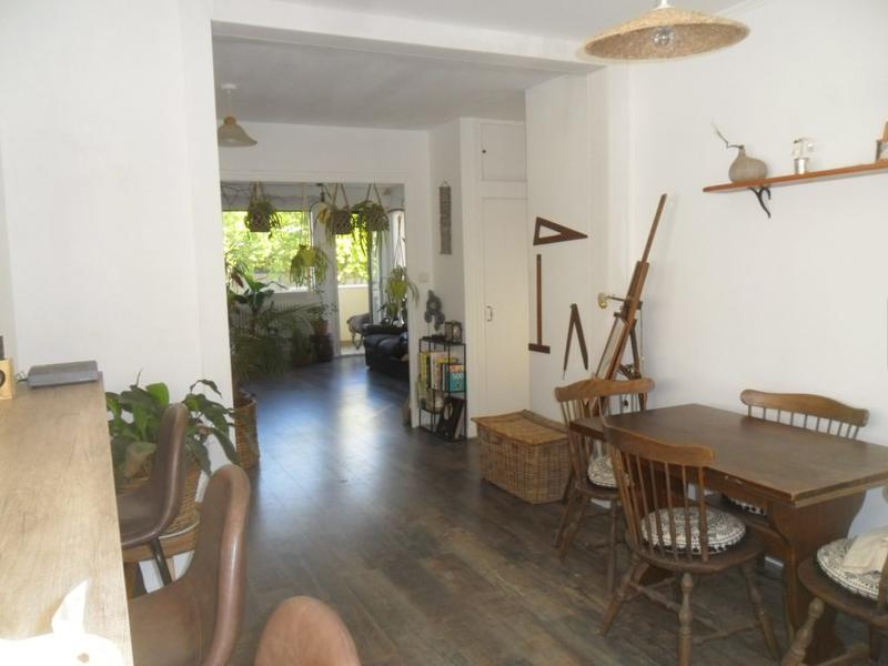 Appartement - 98 m² - 5 pièces