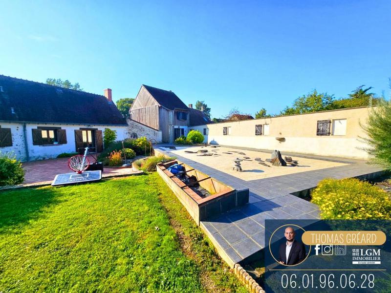 Maison - 180 m² - 6 pièces