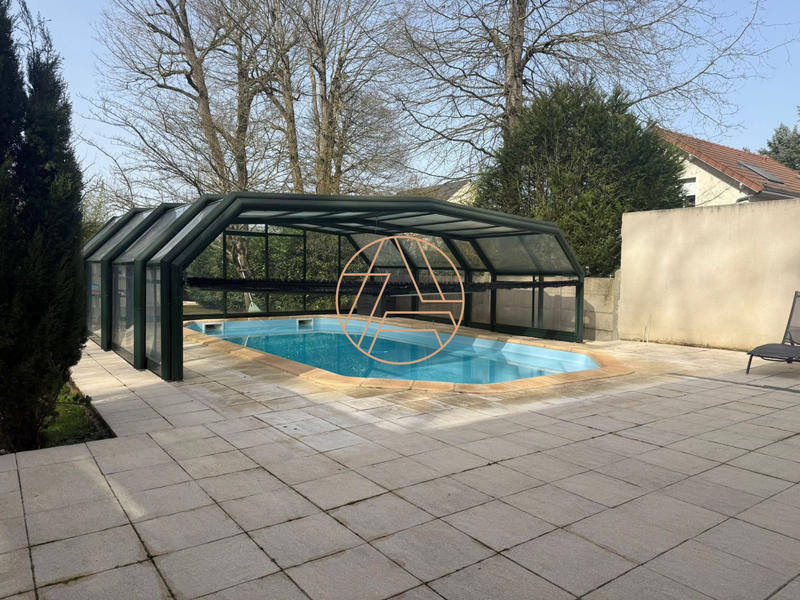 Maison - 147 m² - 7 pièces