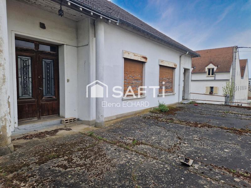 Maison - 232 m² - 10 pièces