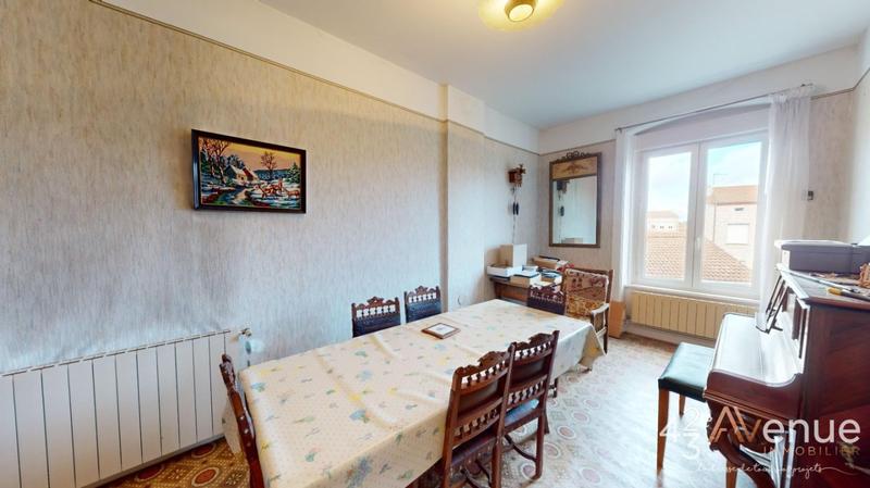 Appartement - 90 m² - 6 pièces