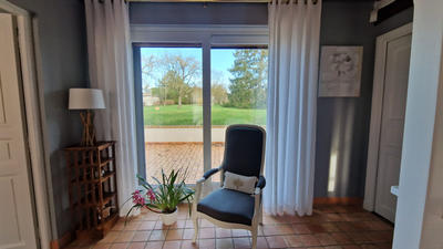 Maison - 200 m² - 9 pièces