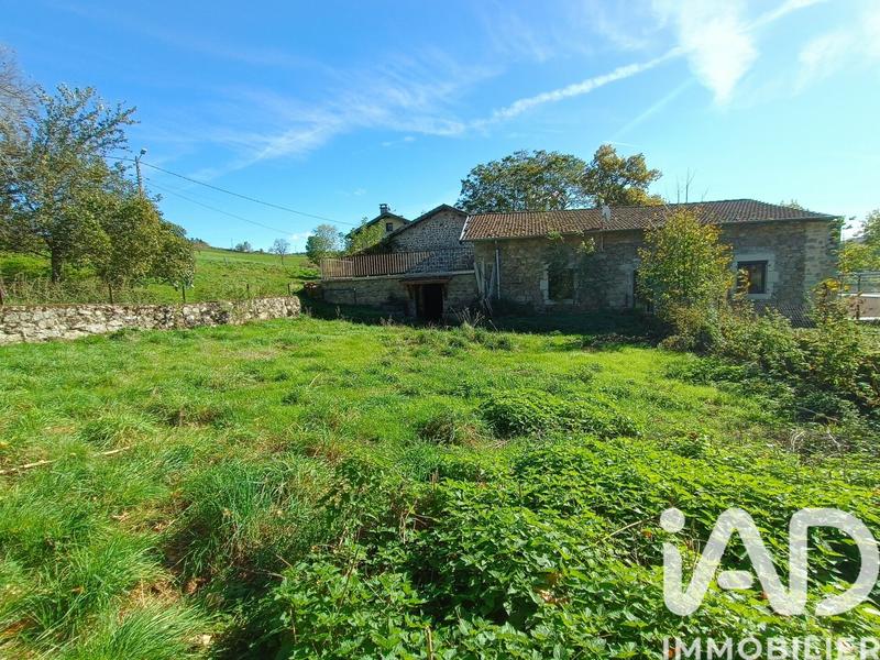 Maison - 212 m² - 4 pièces