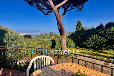 Maison - 112 m² - 4 pièces