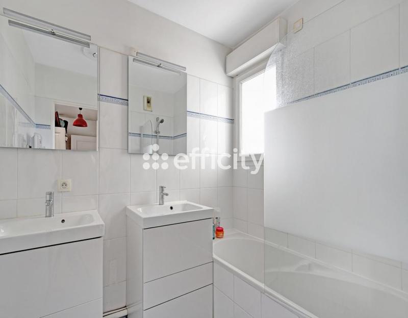 Appartement - 96 m² - 4 pièces