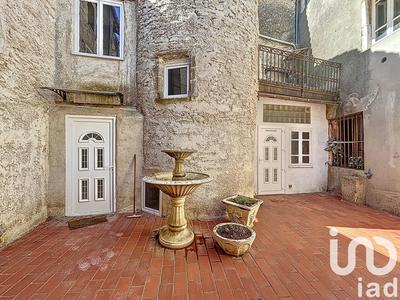 Maison de village - 318 m² - 5 pièces