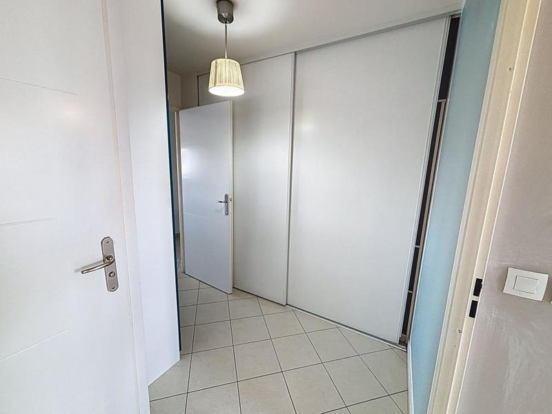 Appartement - 75 m² - 2 pièces