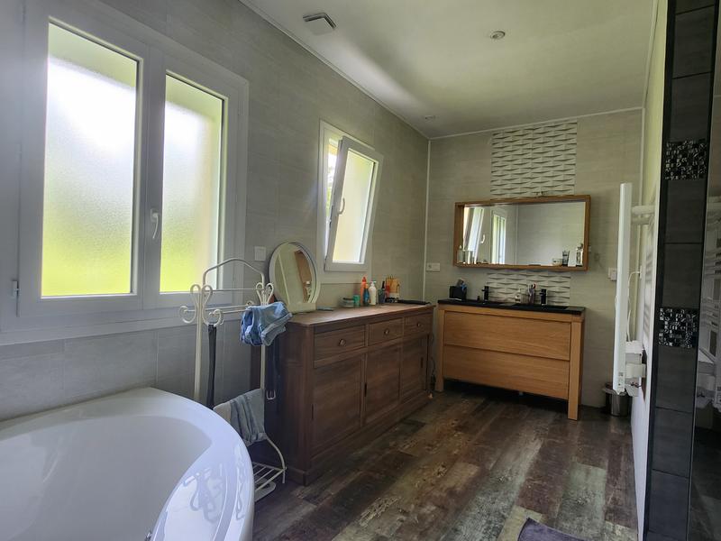 Maison - 125 m² - 5 pièces