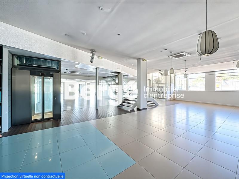 Local commercial - 250 m²