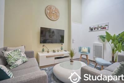 Chambre - 10 m² - 1 pièce