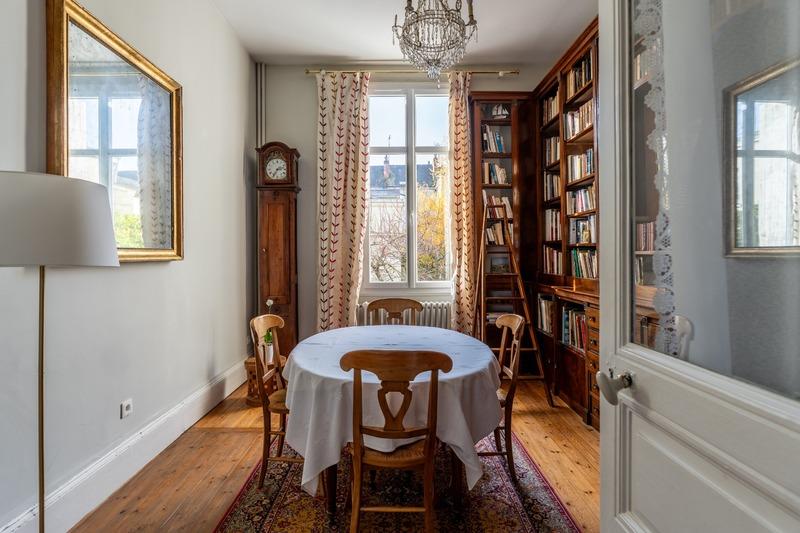 Maison - 346 m² - 10 pièces