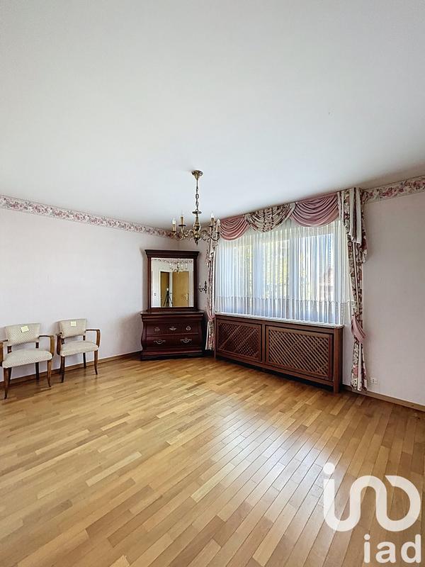 Maison - 173 m² - 8 pièces