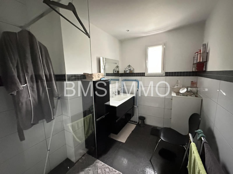 Maison - 205 m² - 6 pièces