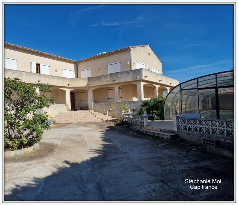 Maison - 524 m² - 12 pièces